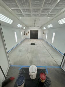 anthonys-auto-body-epoxy-floor-coatings-768x1024